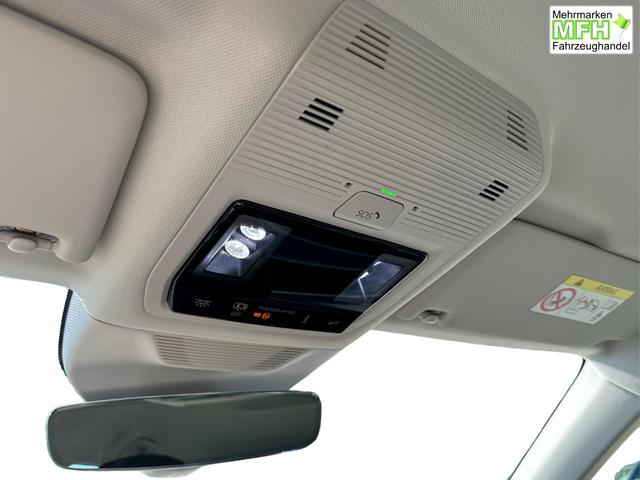 Volkswagen / Passat Variant / Schwarz / / / DSG+AHK+NAVI+MATRIX+MASSAGE+ACC+KAMERA