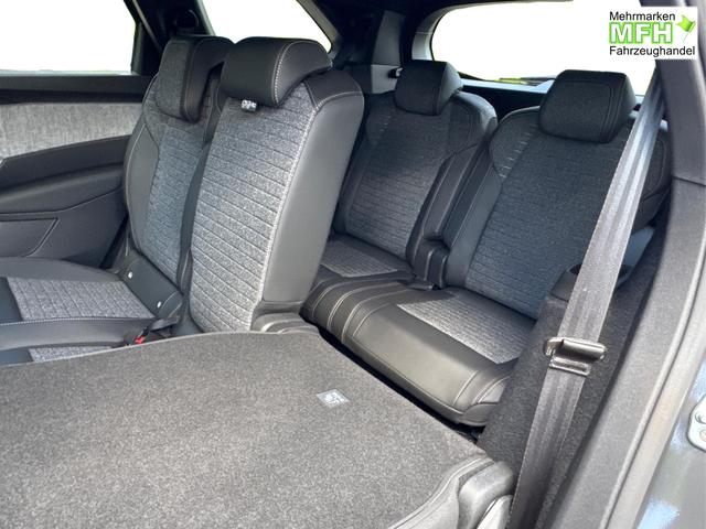 Peugeot / 5008 / Grau / / / e-DSC6+7 SITZE+NAVI+KAMERA+LED+19 ALU+KLIMA+PANORAMADISPLAY