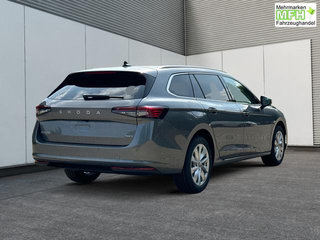 Skoda / Superb Combi / / / / DSG+4WD+NAVI+EL. HECKKL.+SHZ V+H