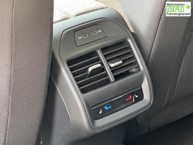 Skoda / Superb Combi / / / / DSG+4WD+NAVI+EL. HECKKL.+SHZ V+H