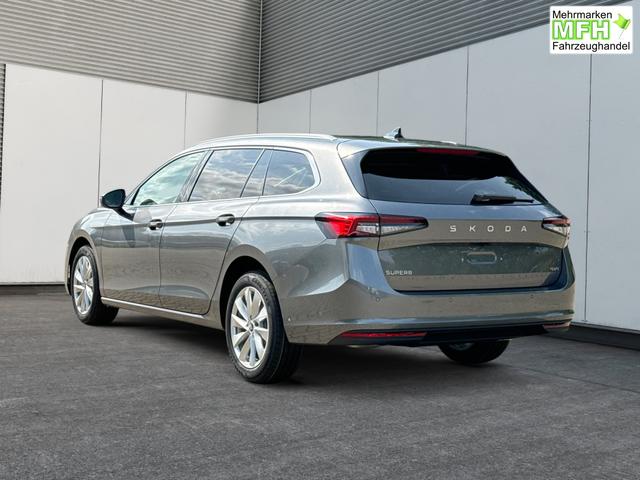 Skoda / Superb Combi / / / / DSG+4WD+NAVI+EL. HECKKL.+SHZ V+H