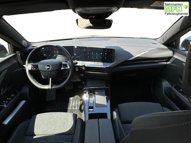 Opel / Astra Sports Tourer / / / / 