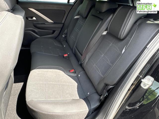 Opel / Astra Sports Tourer / / / / 