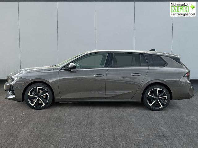 Opel / Astra Sports Tourer / / / / 