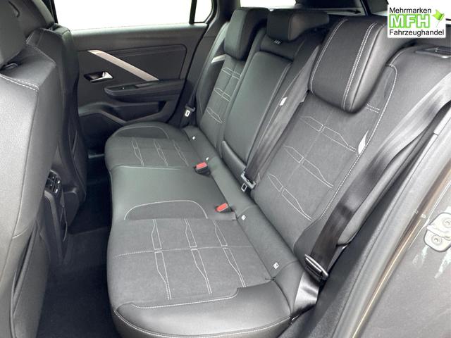 Opel / Astra Sports Tourer / / / / 