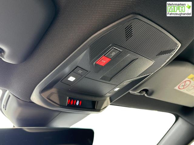 Opel / Astra Sports Tourer / / / / 