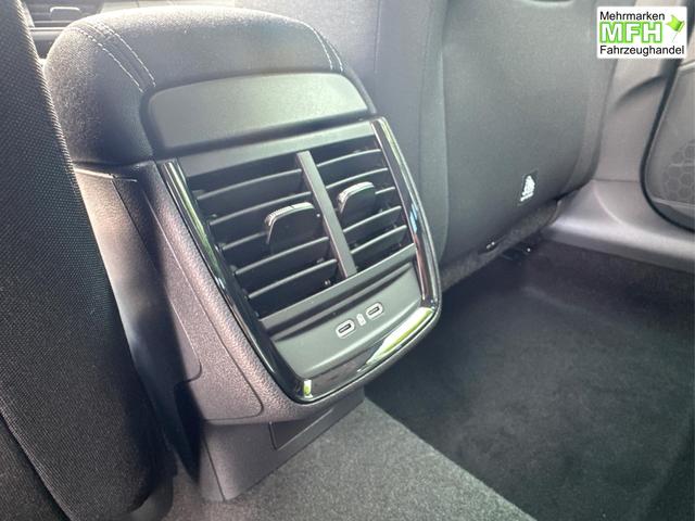 Skoda / Kamiq / Schwarz / / / DSG+ACC+SHZ+RFK+PDC+KESSY+SUNSET