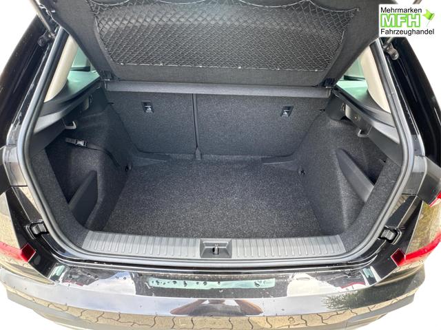 Skoda / Kamiq / Schwarz / / / DSG+ACC+SHZ+RFK+PDC+KESSY+SUNSET