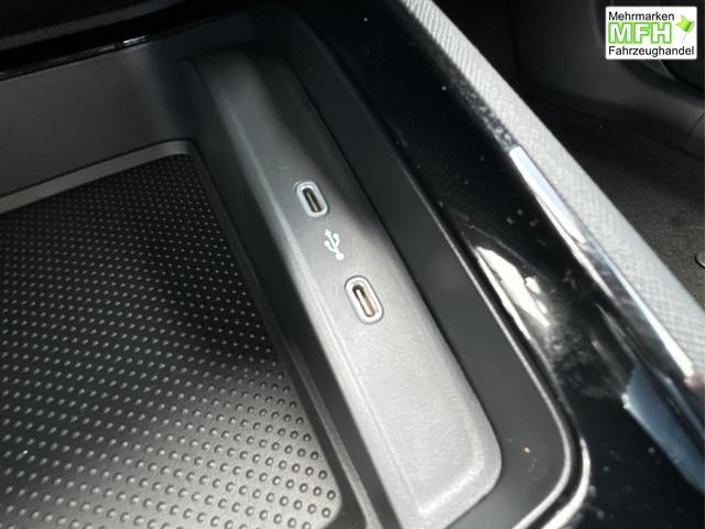 Skoda / Kamiq / Grau / / / DSG+ACC+SHZ+RFK+PDC+KESSY+SUNSET