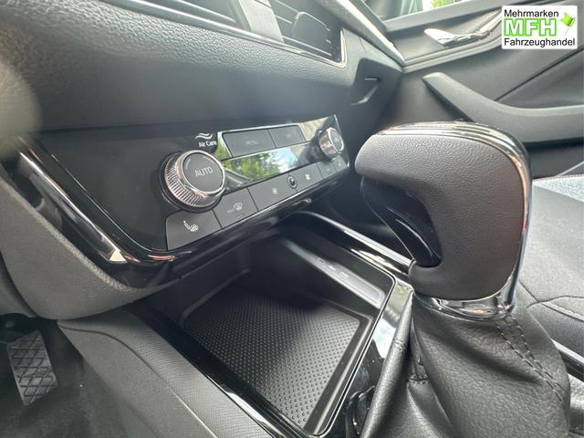 Skoda / Kamiq / Grau / / / DSG+ACC+SHZ+RFK+PDC+KESSY+SUNSET