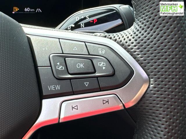 Volkswagen / Tiguan / Schwarz / / / DSG+HARMAN+20 ALU+MATRIX+MASSAGE+ACC+KAMERA