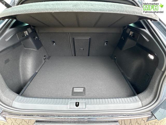 Cupra / Formentor / Grau / / / KAMERA+EL. HECKKL.+VOLL-LED+ACC+18 LM+SHZ