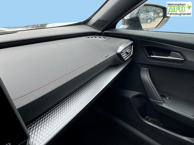 Beispielbilder, ggf. teilweise mit Sonderausstattung