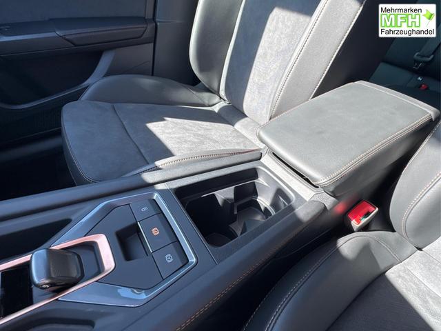 Cupra / Leon Sportstourer / Grau / / / VZ ST NAVI+KAMERA+EL.HECKKL.+ACC+19ALU