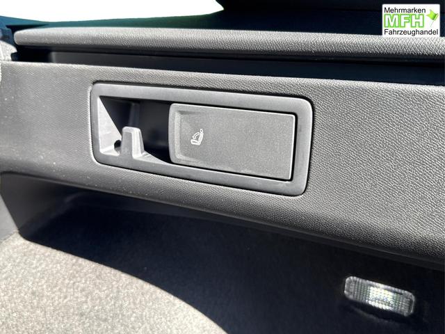 Cupra / Leon Sportstourer / Blau / / / VZ ST NAVI+KAMERA+EL.HECKKL.+ACC+19ALU