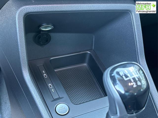 Volkswagen / Caddy Maxi / Grau / / / Caddy Maxi 4x4 +LANE ASSIST+CAM+SHZ+KLIMA+GJR+GRA