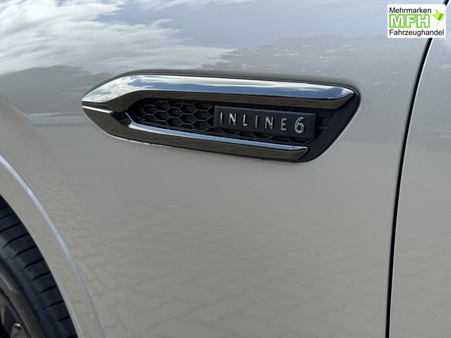 Beispielbilder, ggf. teilweise mit Sonderausstattung