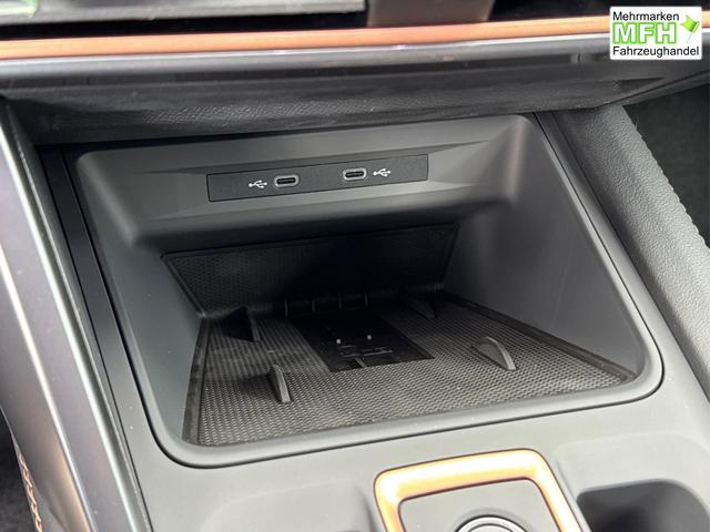 Cupra / Leon Sportstourer / Grau / / / VZ ST NAVI+KAMERA+EL.HECKKL.+ACC+19ALU