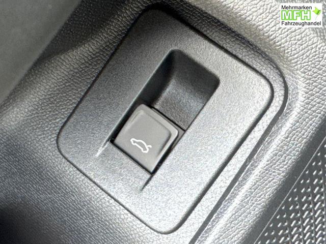 Cupra / Leon Sportstourer / Grau / / / VZ ST NAVI+KAMERA+EL.HECKKL.+ACC+19ALU