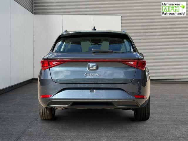 Seat / Leon Sportstourer / Grau / / / 1,5 eTSI DSG+ACC+LED+SHZ+CAM+Licht u. Sicht