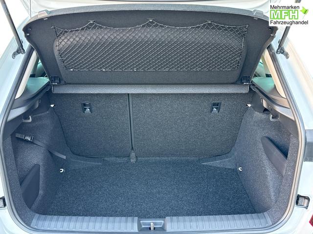 Skoda / Kamiq / / / / DSG+ACC+SHZ+RFK+PDC+KESSY+SUNSET