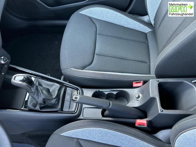 Skoda / Kamiq / Silber / / / DSG+ACC+SHZ+RFK+PDC+KESSY+SUNSET