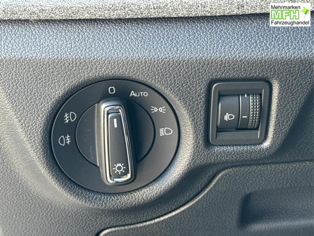 Skoda / Kamiq / Silber / / / DSG+ACC+SHZ+RFK+PDC+KESSY+SUNSET