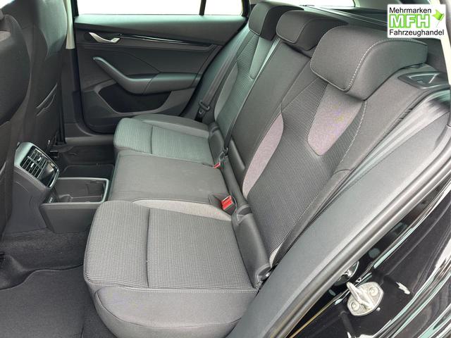 Skoda / Octavia Combi / Schwarz / / / NAVI+KAMERA+LED+EL. HECKKL.+SHZ, Beispielbilder, ggf. teilweise mit Sonderausstattung