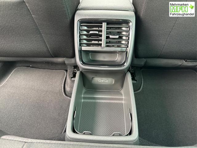 Skoda / Octavia Combi / Schwarz / / / NAVI+KAMERA+LED+EL. HECKKL.+SHZ, Beispielbilder, ggf. teilweise mit Sonderausstattung