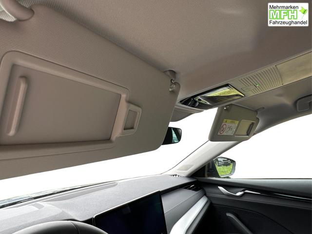 Skoda / Octavia Combi / Schwarz / / / NAVI+KAMERA+LED+EL. HECKKL.+SHZ, Beispielbilder, ggf. teilweise mit Sonderausstattung