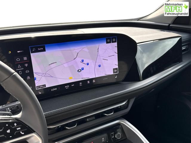 Audi / Q5 / Silber / / / AHK+NAVI+LED+SHZ+PDC