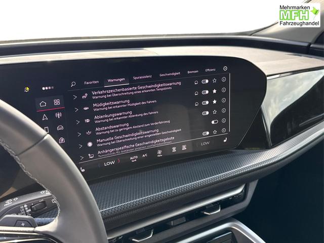 Audi / Q5 / Silber / / / AHK+NAVI+LED+SHZ+PDC