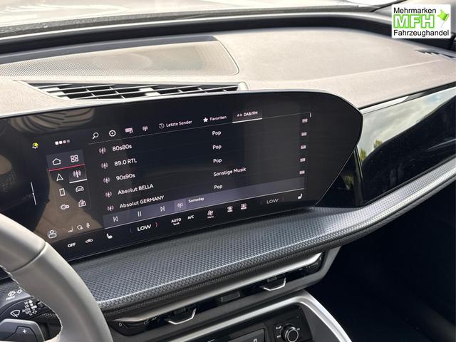 Audi / Q5 / Silber / / / AHK+NAVI+LED+SHZ+PDC