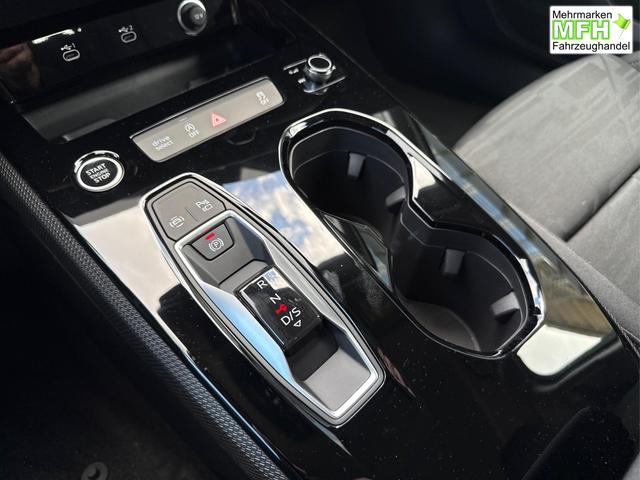 Audi / A5 Avant / / / / *SOFORT* AHK+KAMERA+EL. HECKKL.+NAVI+SHZ+17 LM