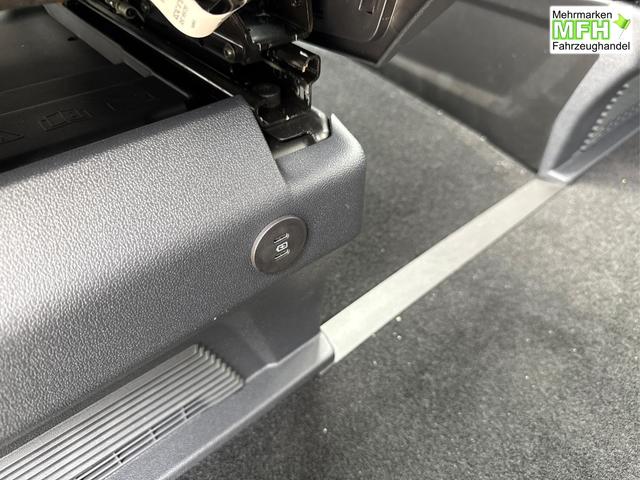 Volkswagen / T7 Caravelle / / / / KR AHK+MATRIX+NAVI+SOUND+ACC+SHZ+KAMERA+PDC