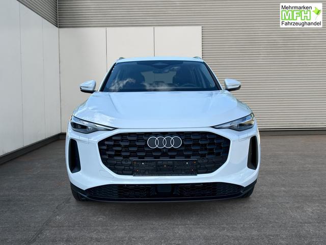 Audi / Q5 / Wei&szlig; / / / QUATTRO AHK+NAVI+LED+SHZ+PDC, Beispielbilder, ggf. teilweise mit Sonderausstattung