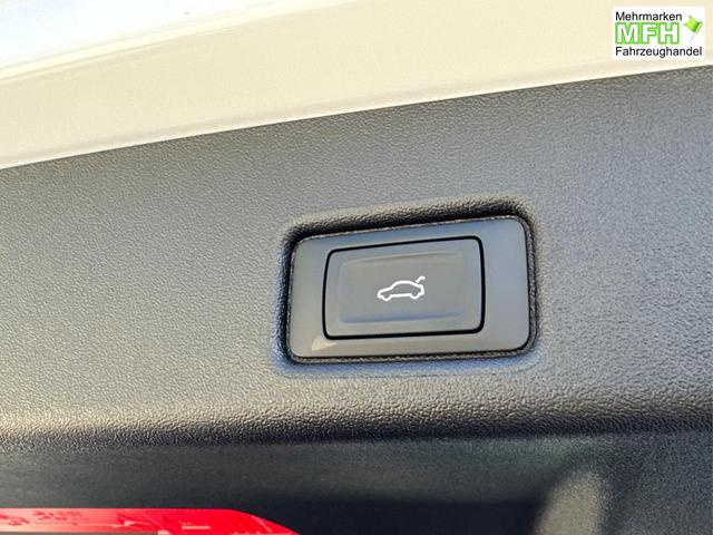 Audi / Q5 / Wei&szlig; / / / QUATTRO AHK+NAVI+LED+SHZ+PDC, Beispielbilder, ggf. teilweise mit Sonderausstattung