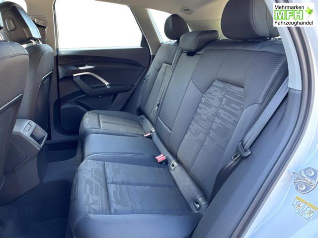 Audi / Q5 / Wei&szlig; / / / QUATTRO AHK+NAVI+LED+SHZ+PDC, Beispielbilder, ggf. teilweise mit Sonderausstattung