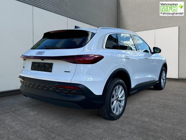 Audi / Q5 / Wei&szlig; / / / QUATTRO AHK+NAVI+LED+SHZ+PDC, Beispielbilder, ggf. teilweise mit Sonderausstattung