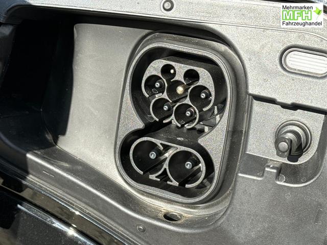 Volkswagen / Tayron / Schwarz / / / PANORMA+LED+AHK+EL. HECKKL.+PDC+20'' LM