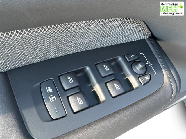 Volvo / XC60 / / / / T6 AWD AHK+360&deg;KAMERA+EL.HECKKL.+PDC+LED+SHZ+21ALU