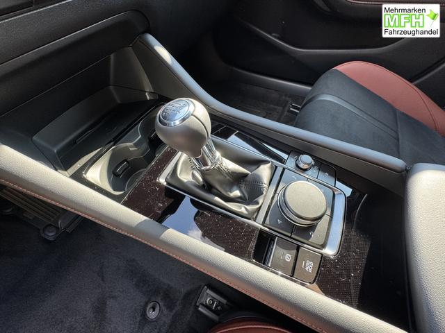 Beispielbilder, ggf. teilweise mit Sonderausstattung