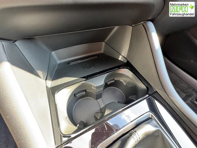 Beispielbilder, ggf. teilweise mit Sonderausstattung