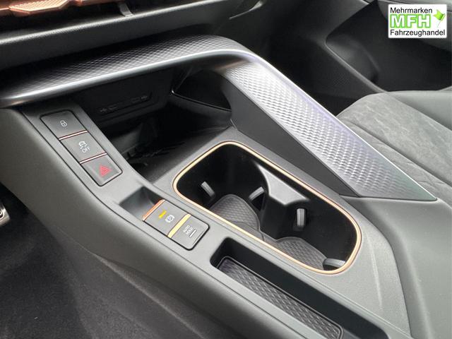 Cupra / Terramar / Schwarz / / / 4Drive PANO+NAVI+SENNHEISER+MATRIX+MEMORY+HUD+KAM+ACC+EL.HECKKL.