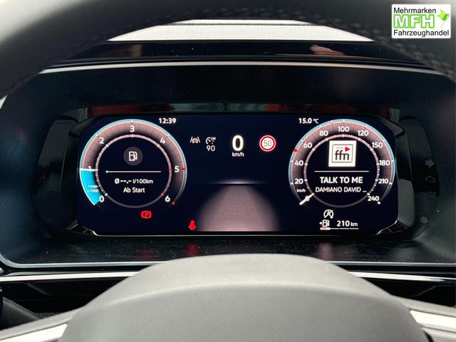 Volkswagen / Caddy / / / / 4x4+LANE ASSIST+NAVI+KAM+SHZ+KLIMA+AHK+ACC