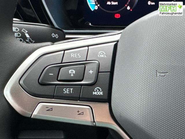 Volkswagen / Caddy / / / / 4x4+LANE ASSIST+NAVI+KAM+SHZ+KLIMA+AHK+ACC