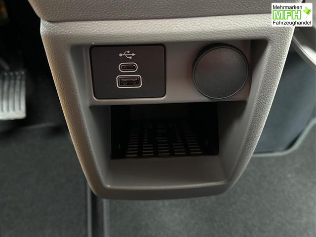 Volkswagen / T7 Caravelle / / / / KR 9-SITZE+KAMERA+PDC+LED+GJR+KLIMA