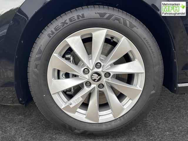 Skoda / Superb Combi / / / / AHK+NAVI+KAM+EL.HECKKL.+KESSY