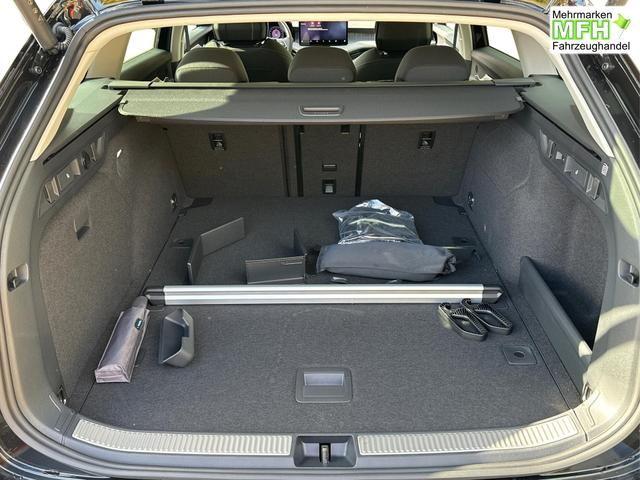 Skoda / Superb Combi / / / / AHK+NAVI+KAM+EL.HECKKL.+KESSY