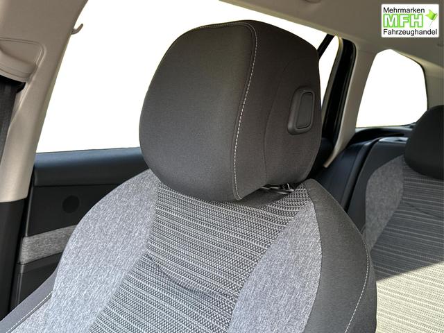 Skoda / Superb Combi / / / / AHK+NAVI+KAM+EL.HECKKL.+KESSY